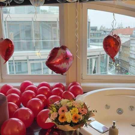 Enzo Capo Jacuzzi Andrassy Apartment Budapest Ngoại thất bức ảnh