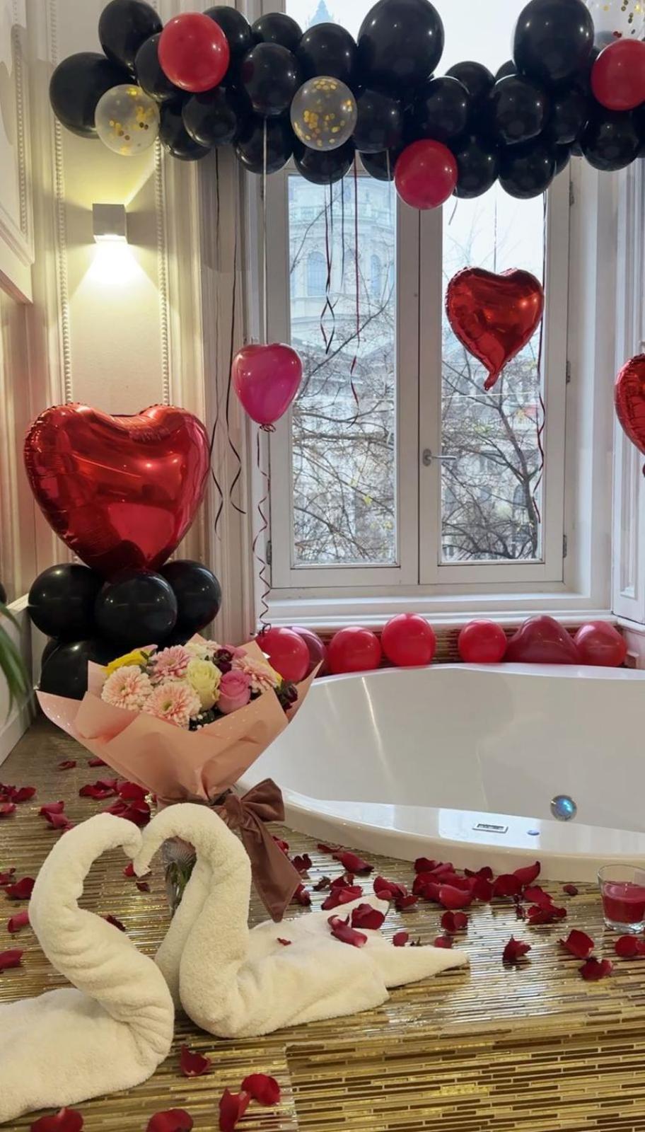 Enzo Capo Jacuzzi Andrassy Apartment Budapest Ngoại thất bức ảnh